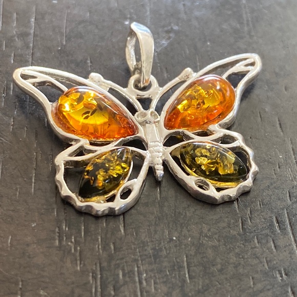unbranded Jewelry - Green and Gold Amber Sterling silver Butterfly Pendant